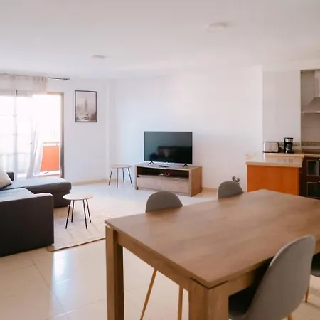 Apartment Media Noche *
